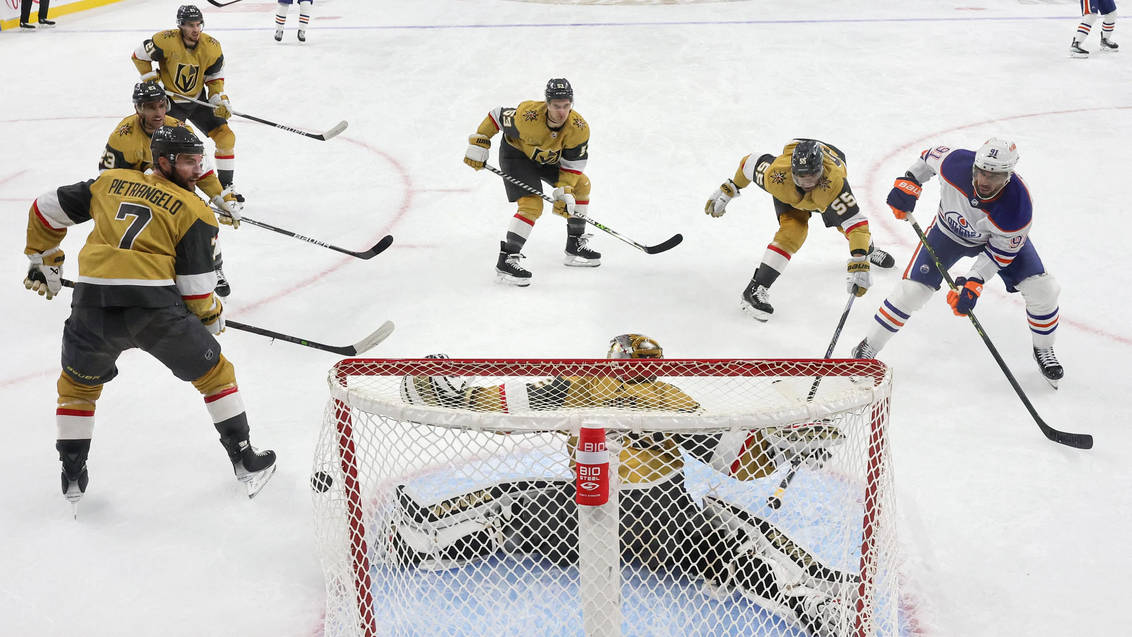 🏒 NHL: Много попадения на Лас Вегас – Едмънтън