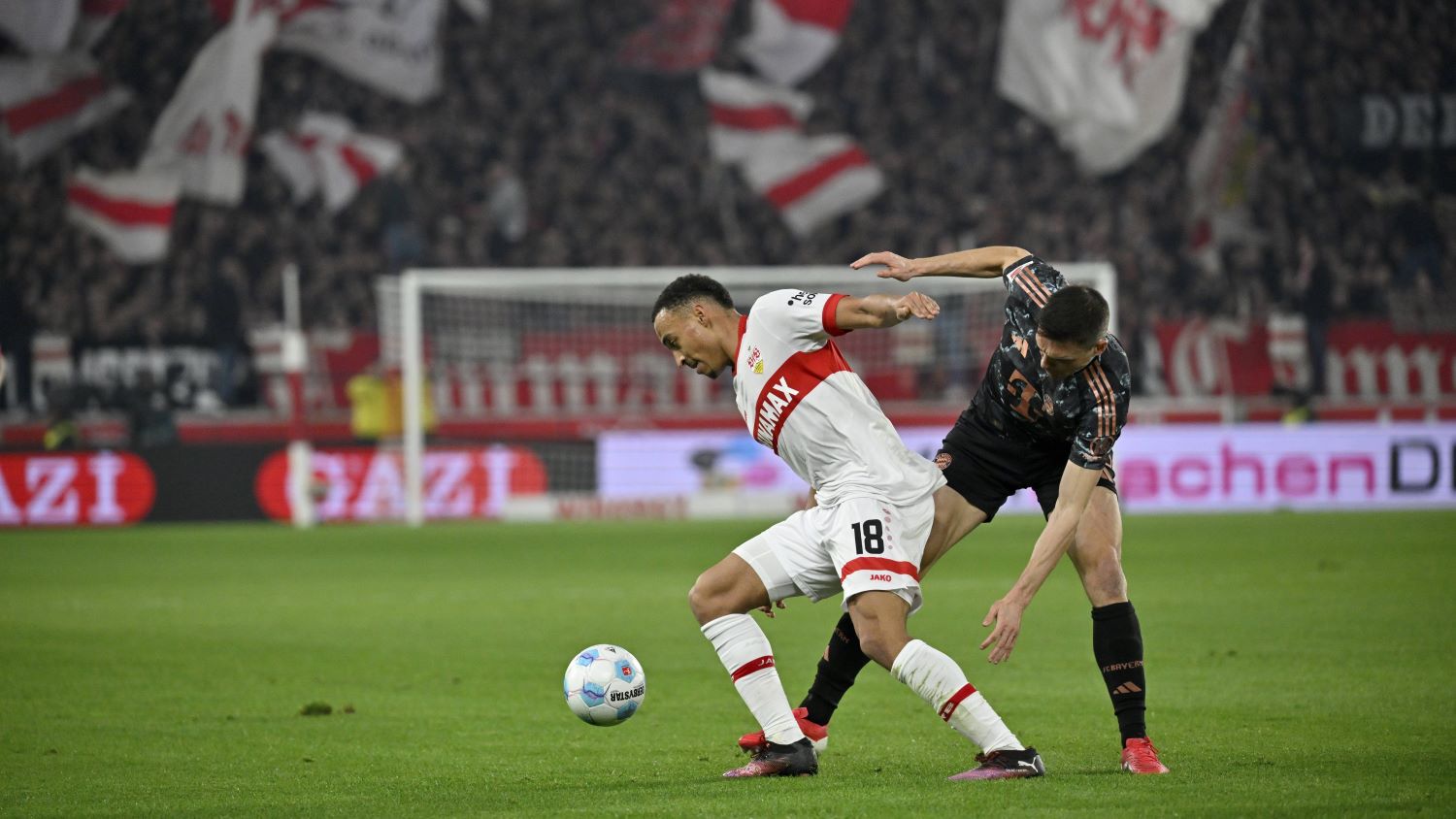 През миналия сезон Байер на два пъти разби Щутгарт - с 4:0 и 3:1.