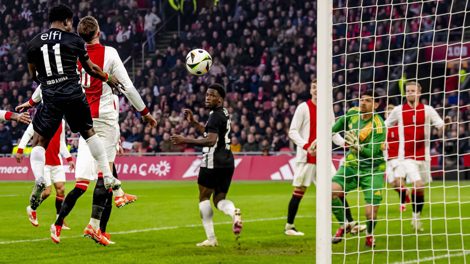 АЗ Алкмаар пак ще бие 