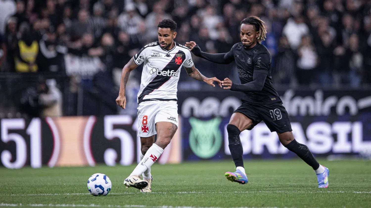 ⚽ФУТБОЛ МИКС: Коринтианс ще дръпне след първия финал за Купата на Бразилия