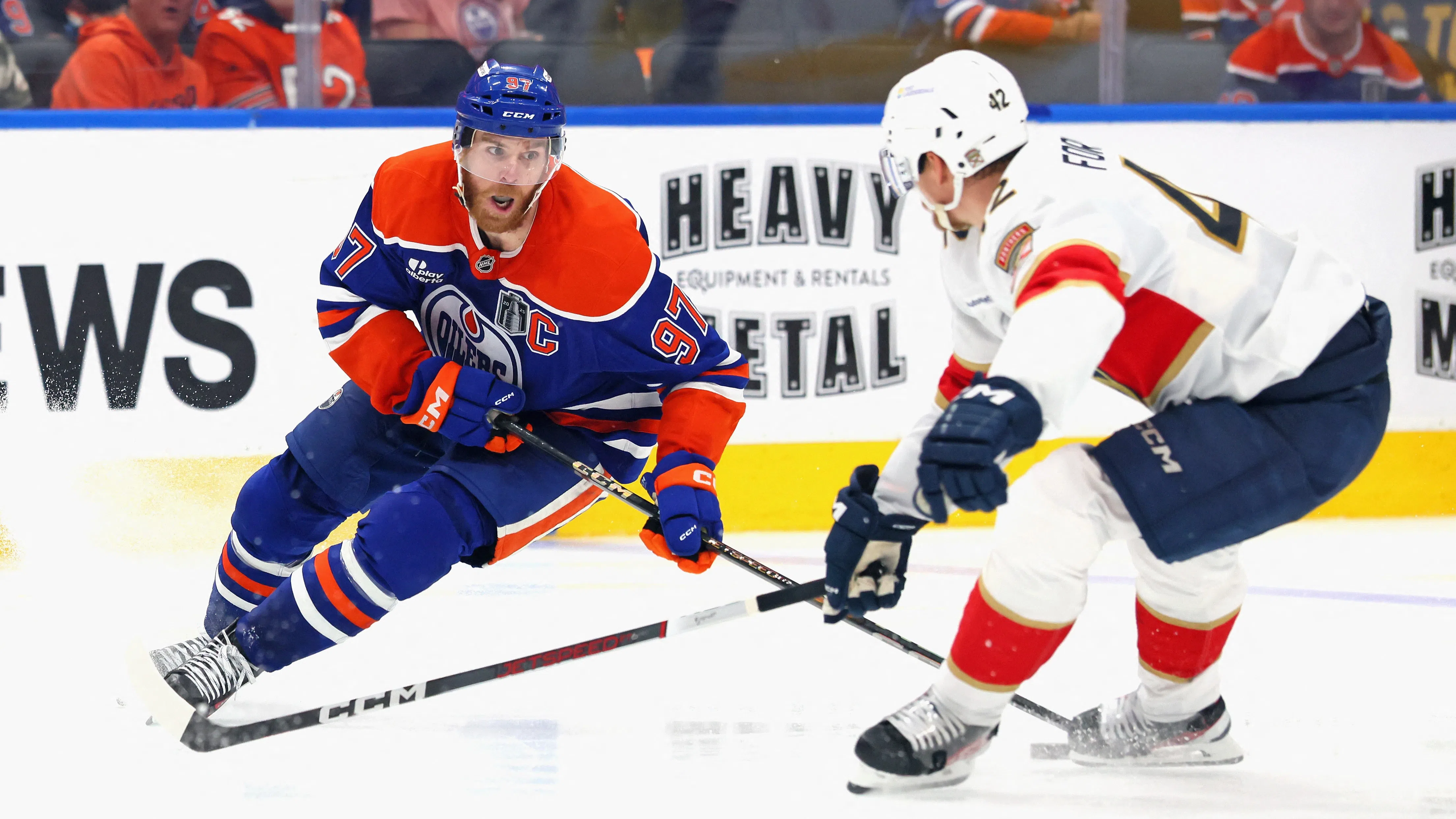 🏒  NHL: Време е за ъндър между Флорида и Едмънтън