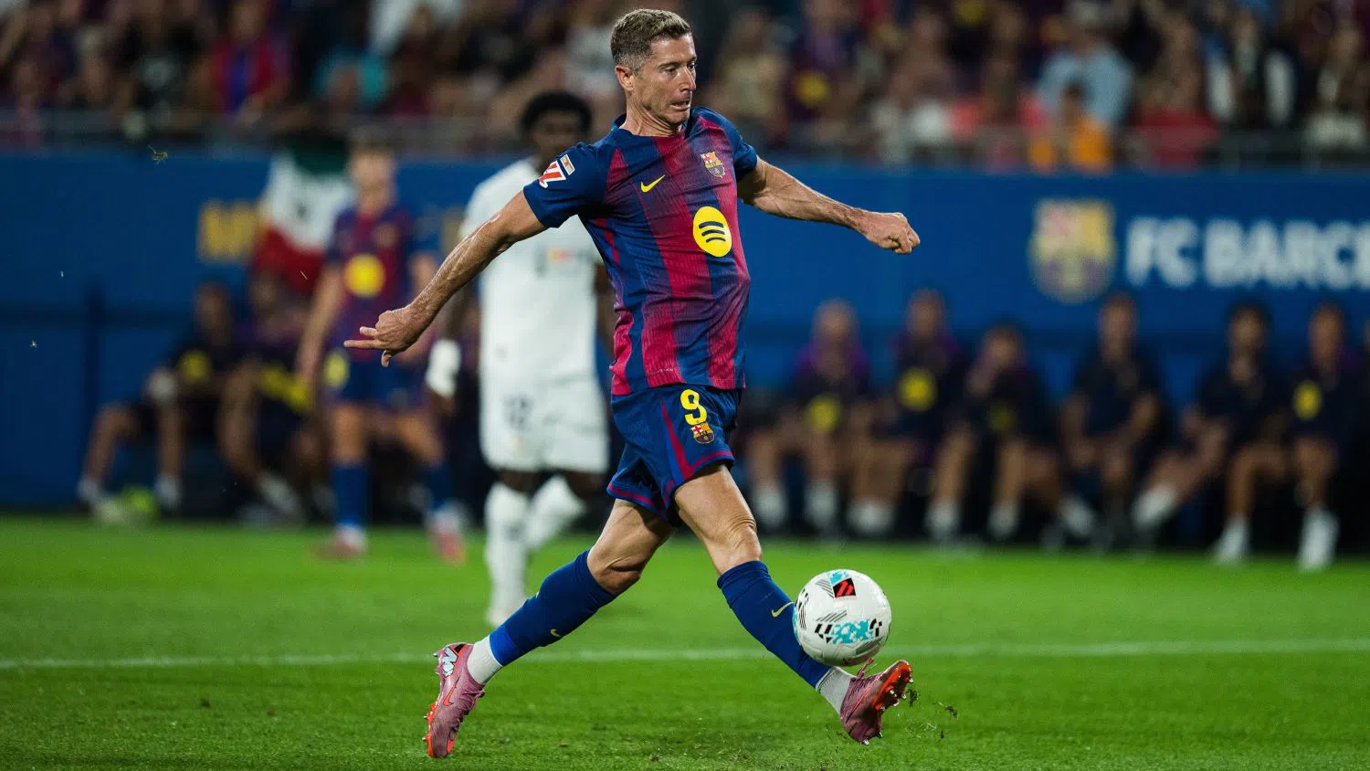 ⚽ ШАМПИОНСКА ЛИГА: Нюкасъл няма да спре Барселона