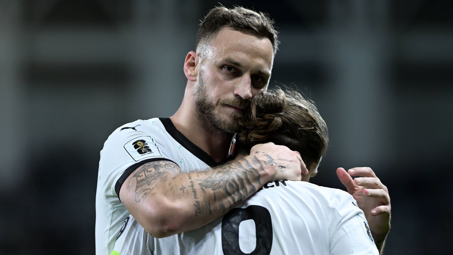 И равен стига на Австрия срещу Босна.