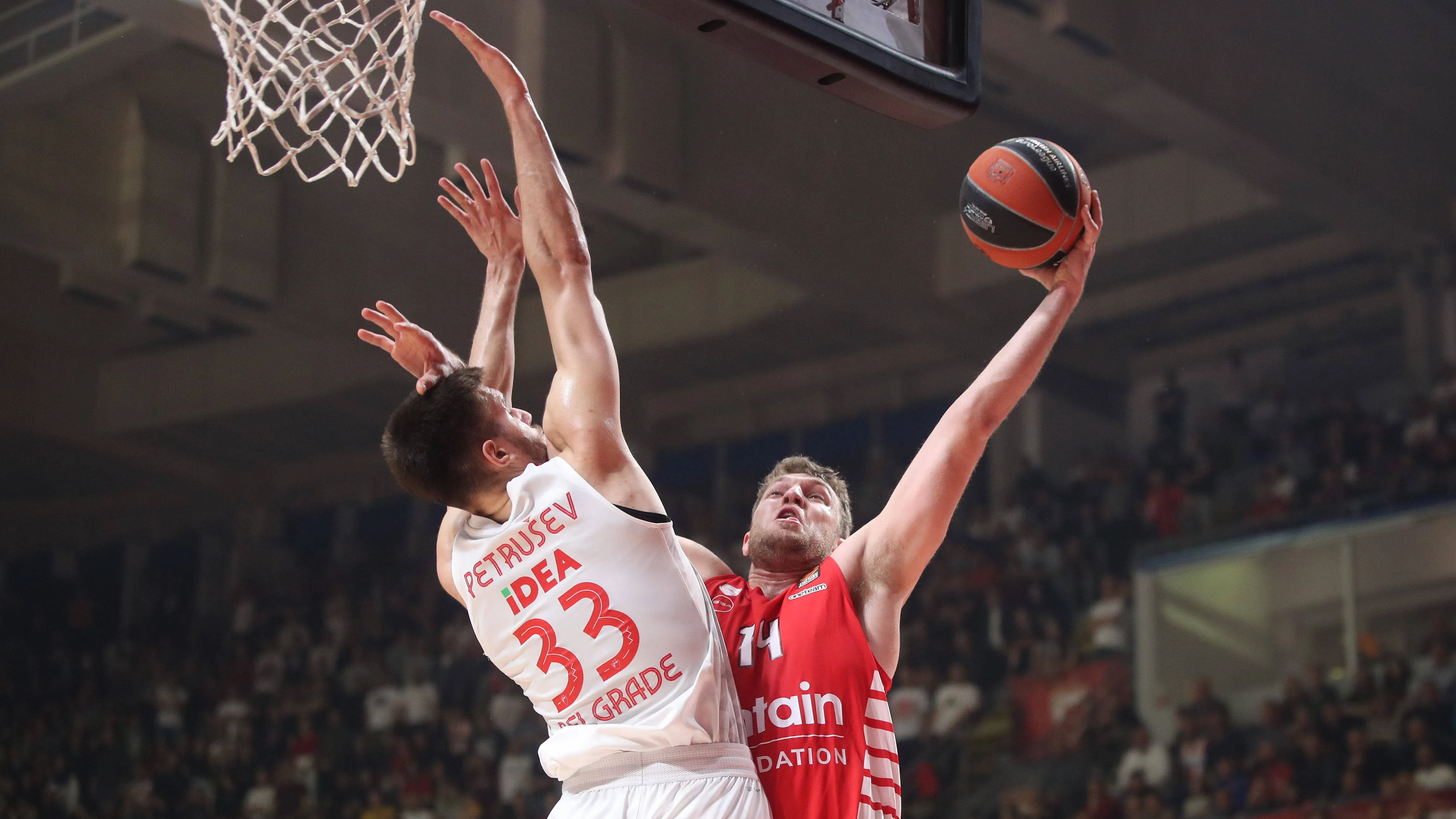 🏀 ЕВРОЛИГА: Победа на Олимпиакос им гарантира домакинско предимство в плейофите