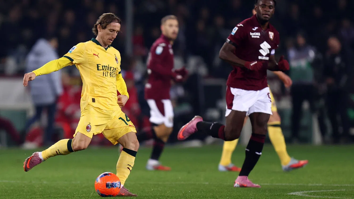 🇮🇹 СЕРИЯ А: Скромна победа за Милан срещу Торино