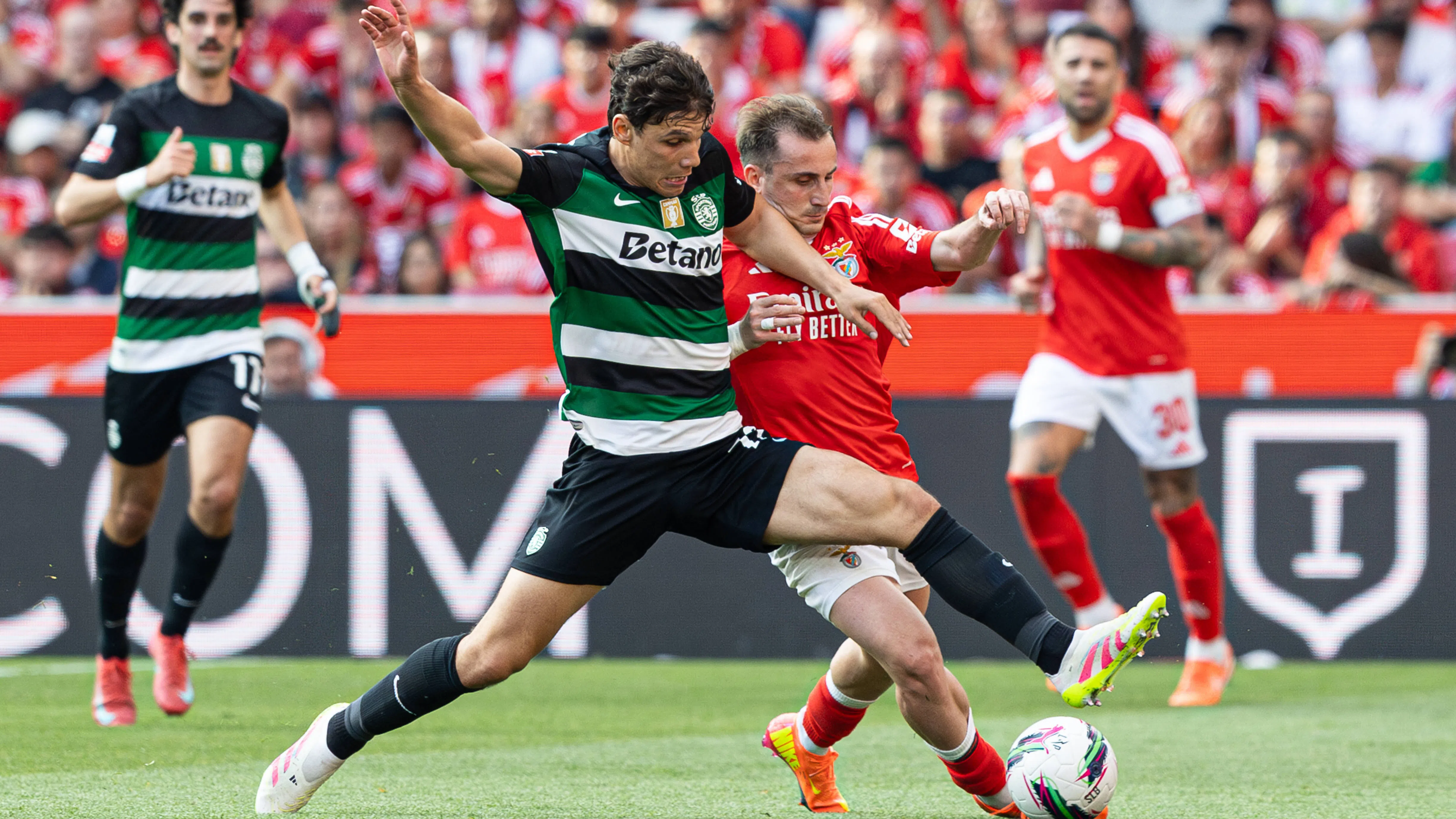 🇵🇹 КУПА НА ПОРТУГАЛИЯ: Малко голове във финала между Бенфика и Спортинг