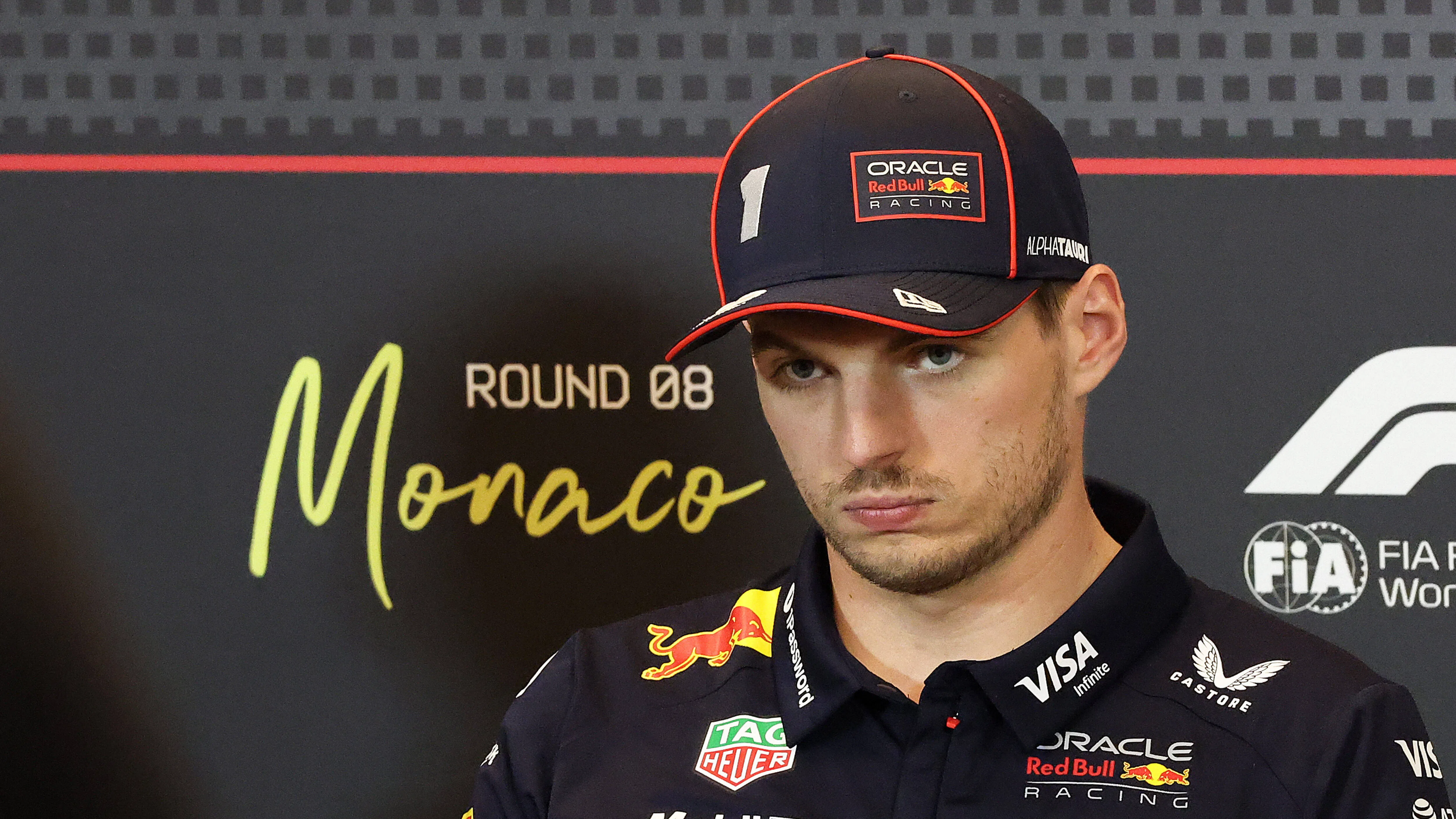 🏁 ФОРМУЛА 1: Без Верстапен на подиума в Сингапур