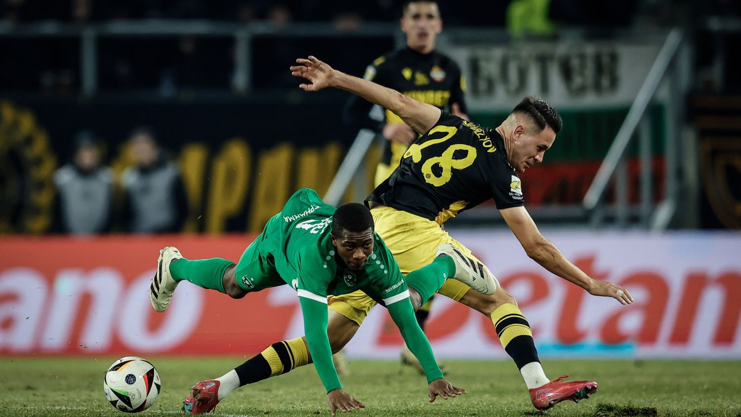 Лудогорец и Ботев направиха зрелищен мач в двубоя за Суперкупата, спечелен от 