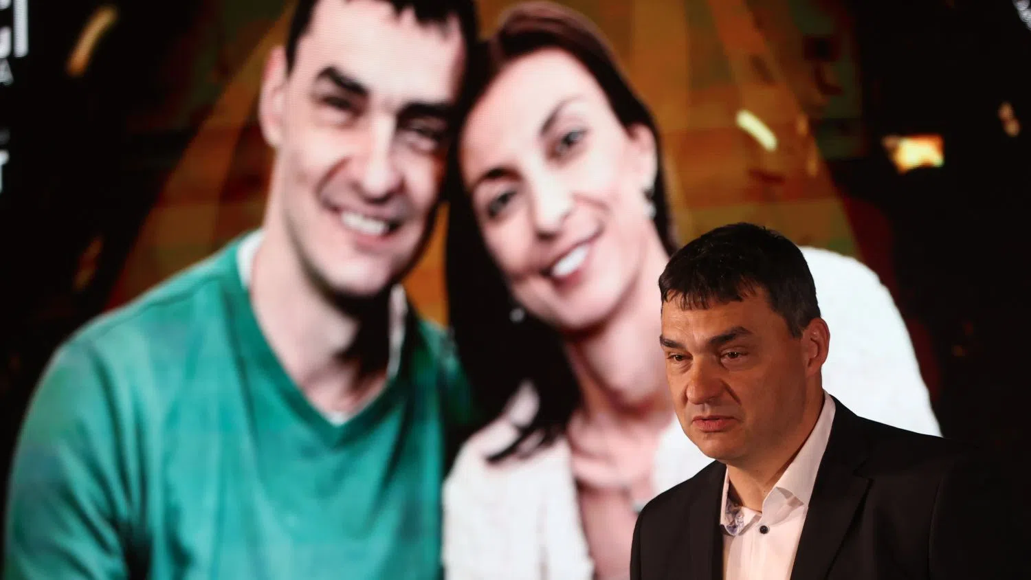 🏐ВЛАДИМИР НИКОЛОВ: Възпитаваме децата си с личен пример, защото това работи