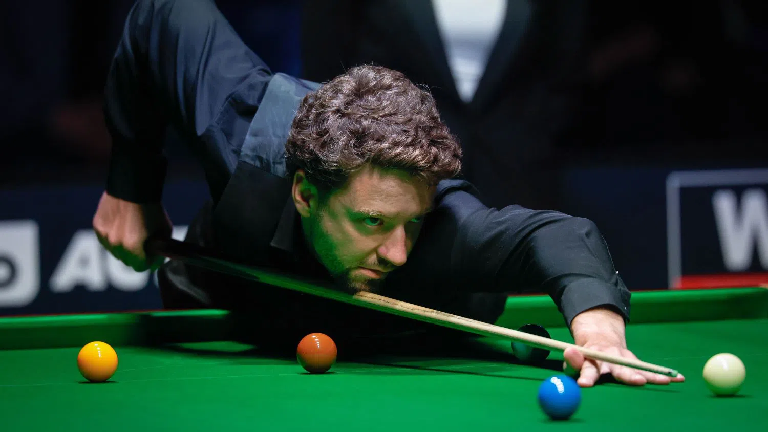 🎱 WINBET СНУКЪР ЛИГА: Братислав Кръстев ще бие Симеон Райков