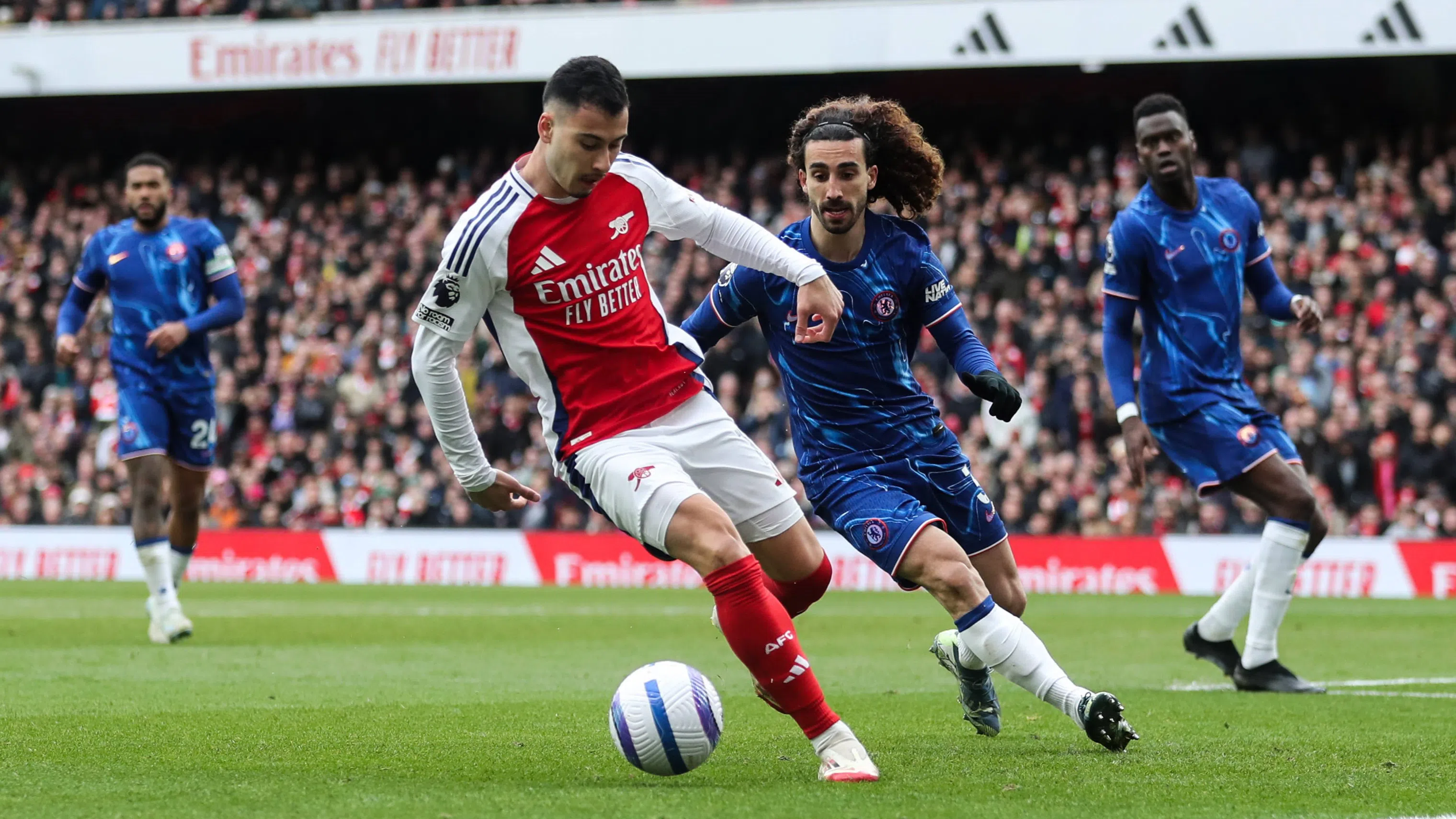 🏴󠁧󠁢󠁥󠁮󠁧󠁿 ВИСША ЛИГА: Размяна на голове на Челси – Арсенал