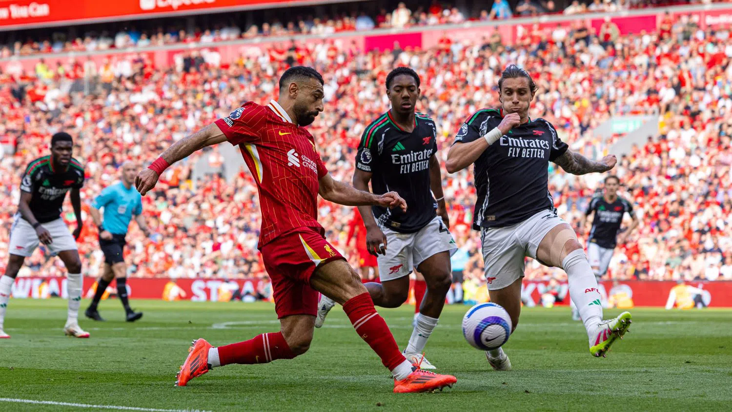 🏴 ВИСША ЛИГА: Ливърпул и Арсенал гарантират голове