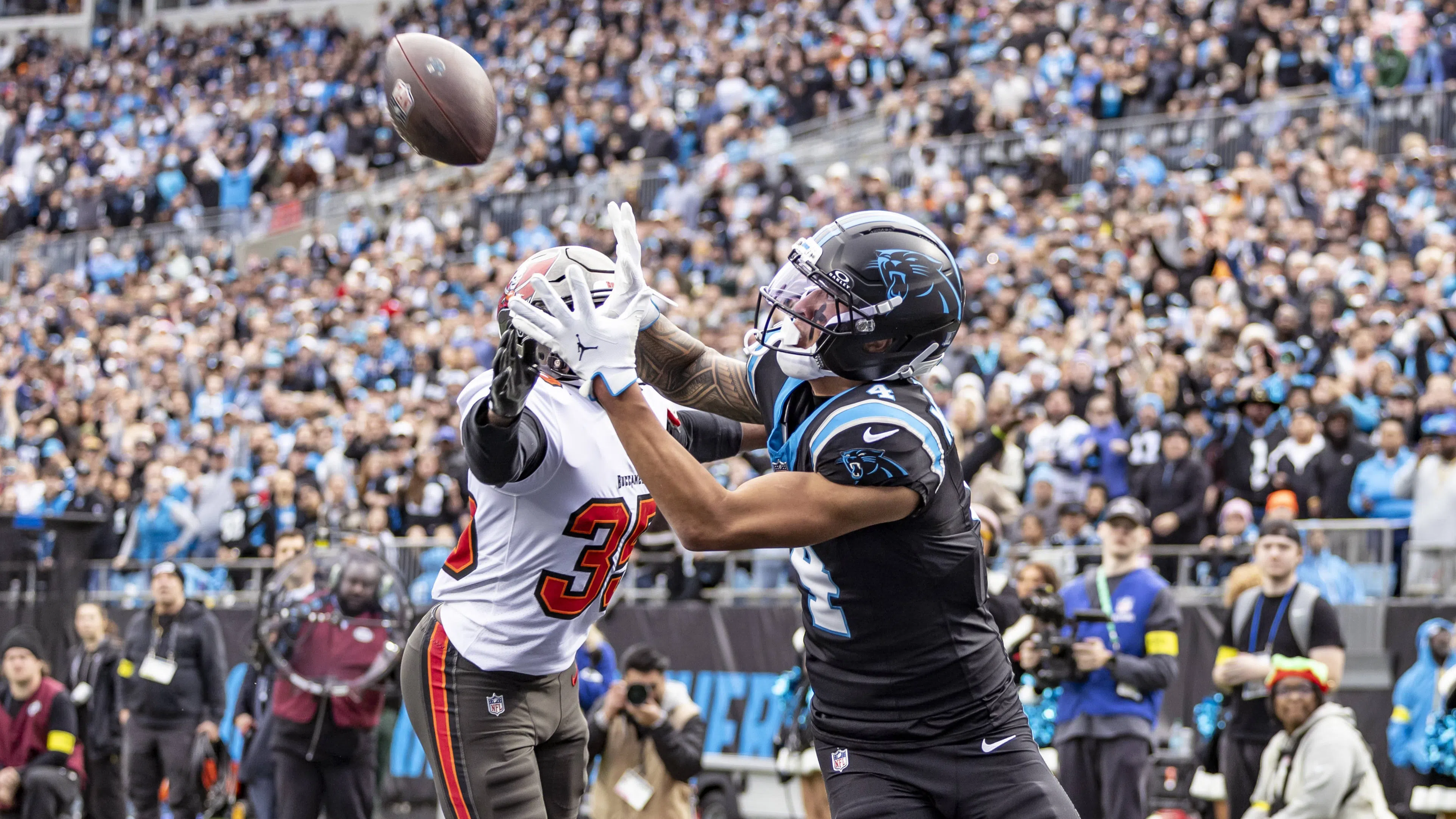 🏈 NFL: Каролина ще спечелят титлата в NFC Юг