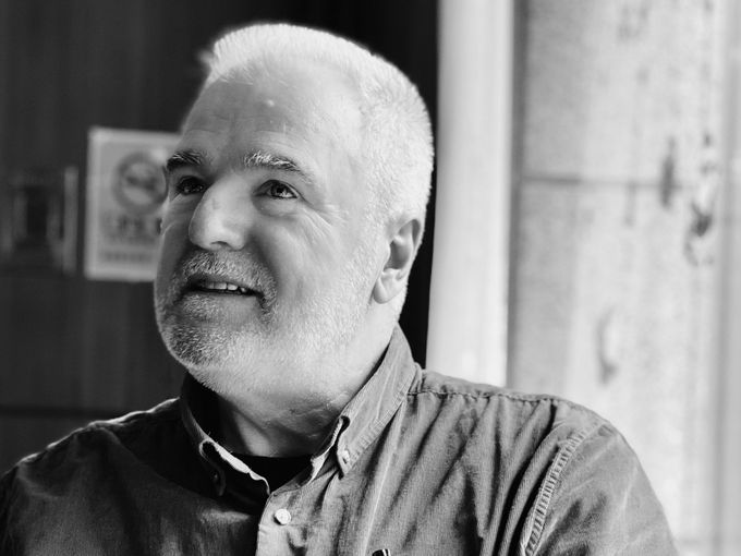 Напусна ни един от най-обичаните български музиканти, певци и автори на песни – Кирил Ампов