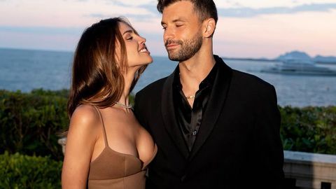 Въпреки че официално обявиха връзката си едва наскоро романтичната история