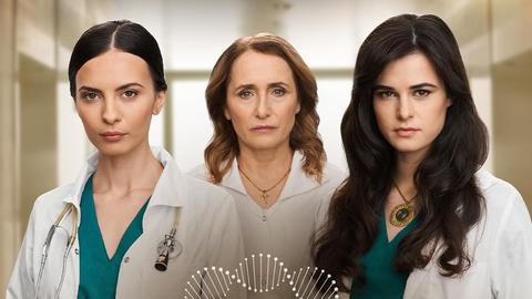 Режисьорите на хитовия сериал Вяра надежда любов Виктор Чучков