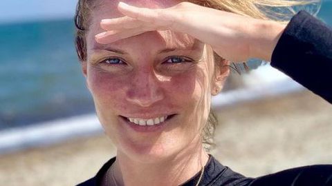 Няколко български актьори сред които Теодора Духовникова Луиза Григорава Макариева и