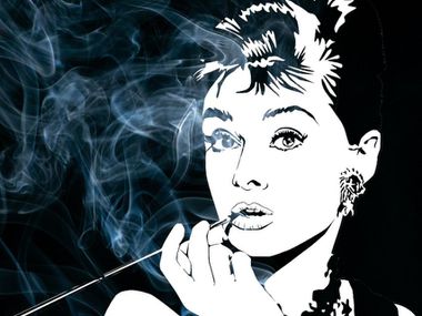 Поколение Z и култът към "Закуска в Тифани": Невинна носталгия или скрита тревога?