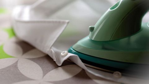 Всеки който глади редовно знае колко е разочароващо когато платът