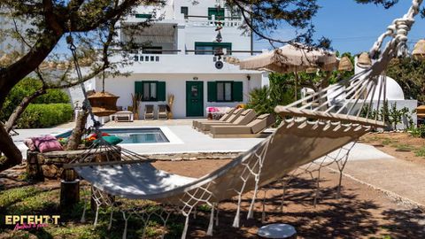 Нова доза амбициозни красавици атакува телевизорите ни като част от