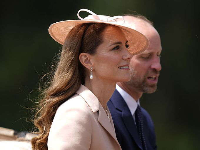 Завинаги вкъщи: Принц Уилям и Кейт Мидълтън се преместиха в новия си дом за 16 милиона паунда