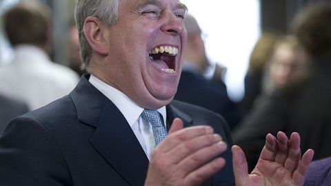 Скандално известната снимка на бившия херцог на Йорк и