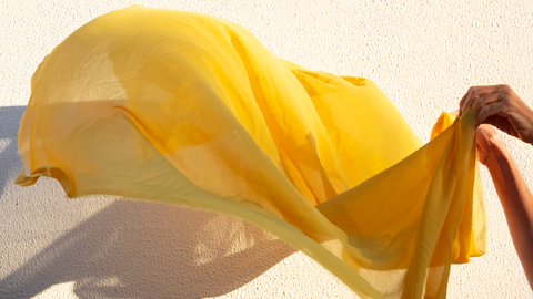 Този аксесоар е истинско откритие за сезона Разглеждаме как стилно