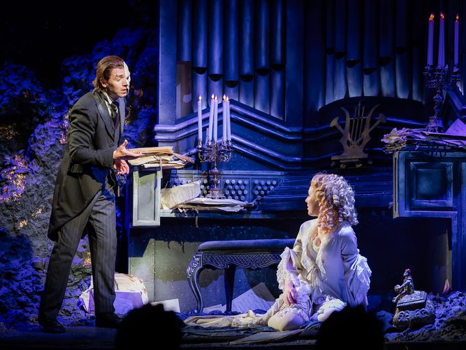 "Фантомът на операта" с най-дългите поклони в София