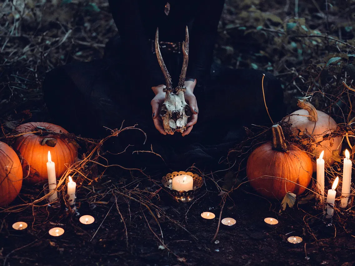 5 домашни ритуала за късмет, които се правят през първата седмица след Хелоуин