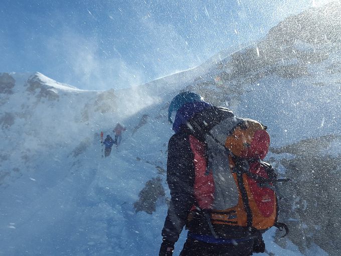 Бъдете внимателни: Има опасност от лавини в планината сега