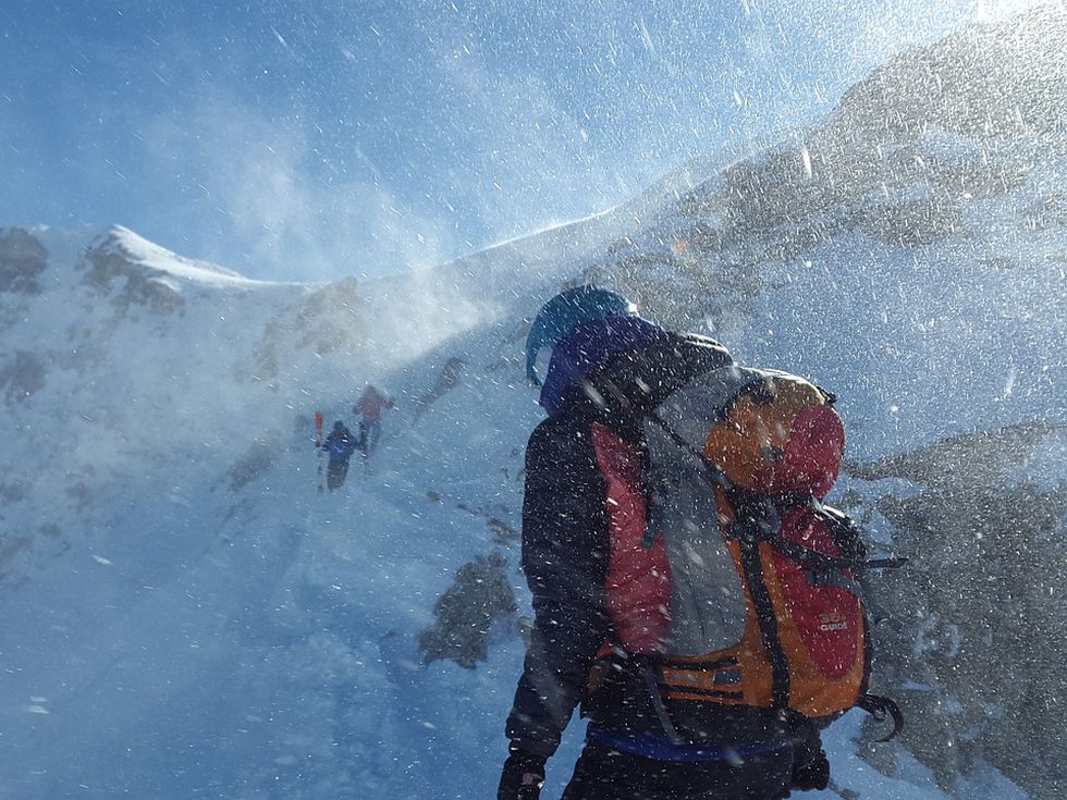 Бъдете внимателни: Има опасност от лавини в планината сега