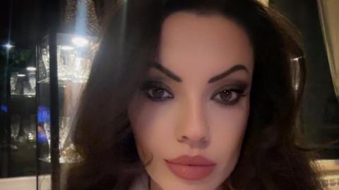 Дъщерите на Наско Сираков и Илиана Раева Славея и