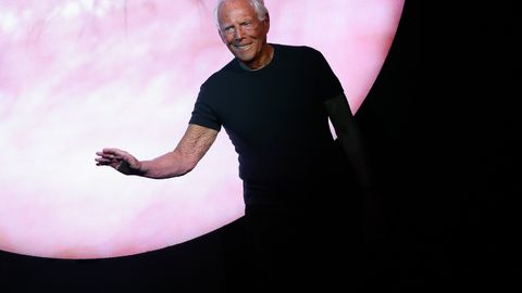 Джорджо Армани оставя огромна празнина в модата колекциите му остават