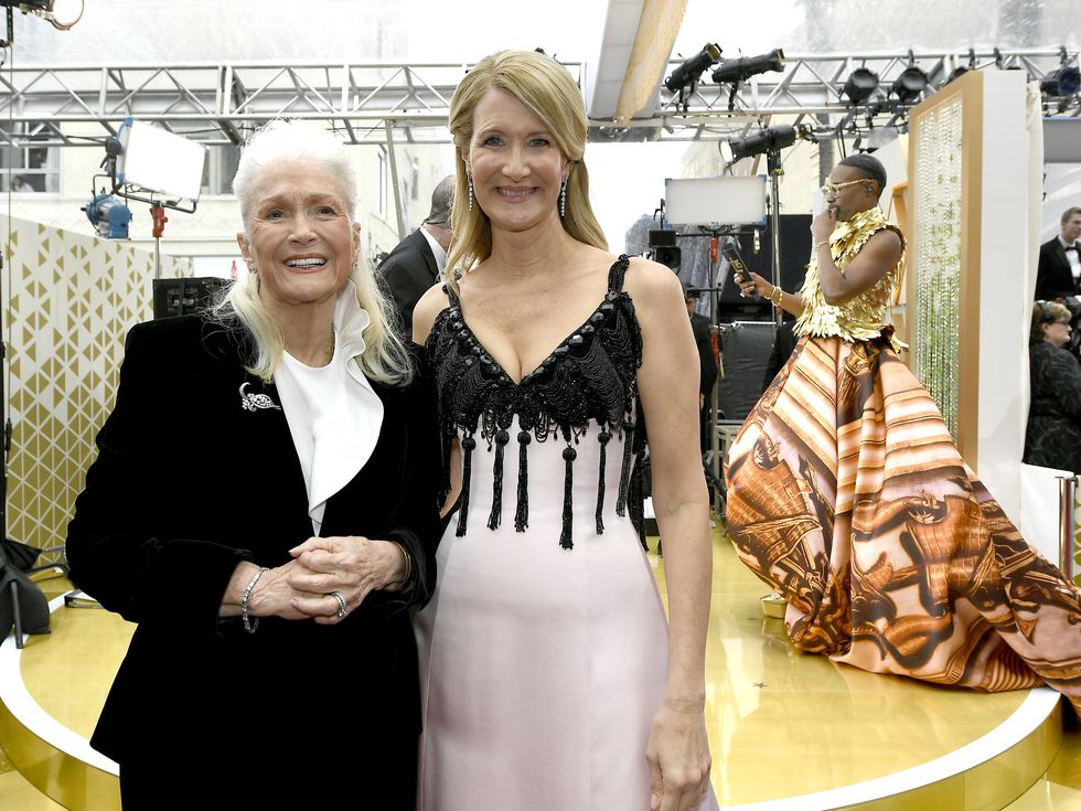 Почина актрисата Даян Лад, майката на Лора Дърн