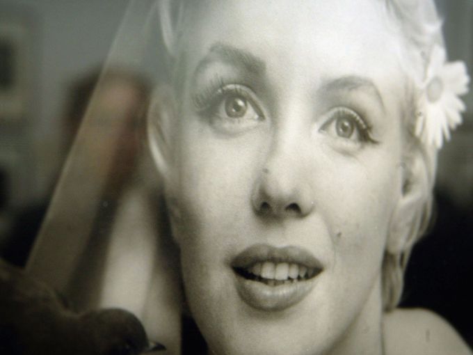 Нова книга разкрива: Робърт Кенеди е душил Мерилин Монро с възглавница в деня на смъртта ѝ