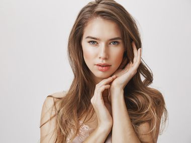 Лунен календар на красотата: най-добрите дни за боядисване и подстриване (5 – 11 януари)