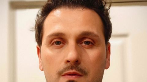 Актьорът Александър Сано не крие огромната си обич към своята