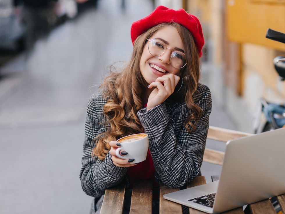 Хороскоп за 5 февруари: Везни - денят носи промени, Риби - действайте стъпка по стъпка