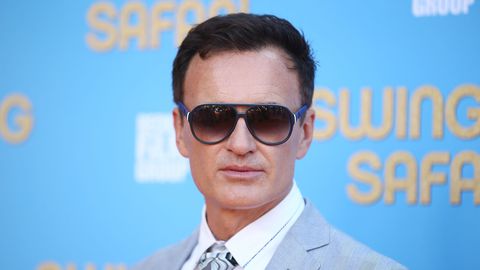 Джулиан Макмеън си отиде само на 56 Тъжната новина научихме