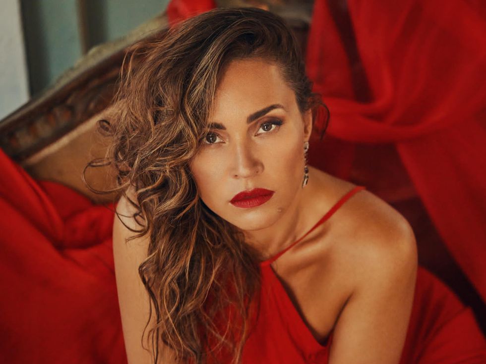 Соня Йончева в София: Приказният глас на едно наше момиче, покорило света