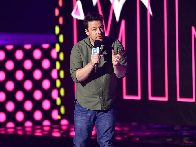 Внимавай Бруклин! 12-годишният син на Джейми Оливър показа завидни кулинарни умения!