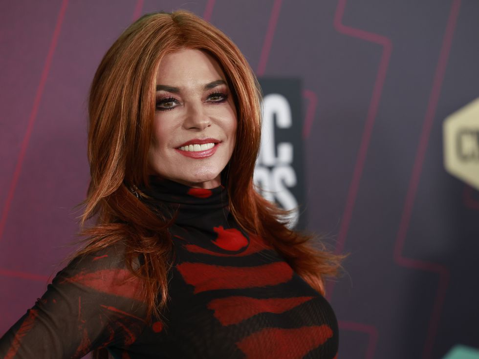 Шаная Туейн на 57: По-секси от всякога (снимки)