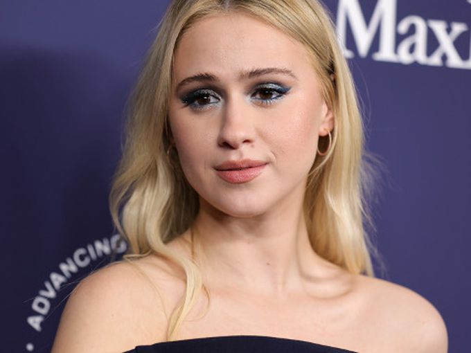 Любов по холивудски: Мария Бакалова ще прави Валери звезда, заведе го в Калифорния (снимки)