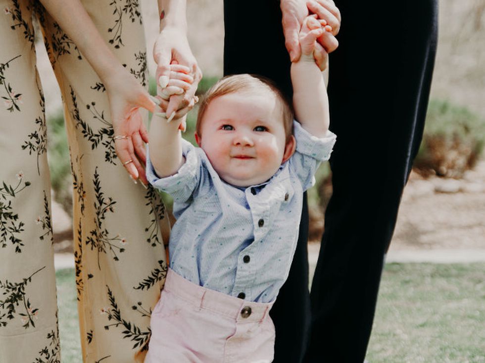 Как да научите бебето си да пада правилно?