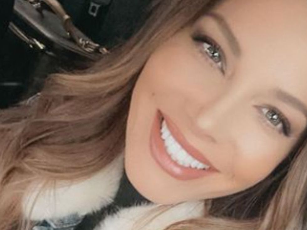 Емилия затвори устите на всички: Показа се в топ форма (снимки)