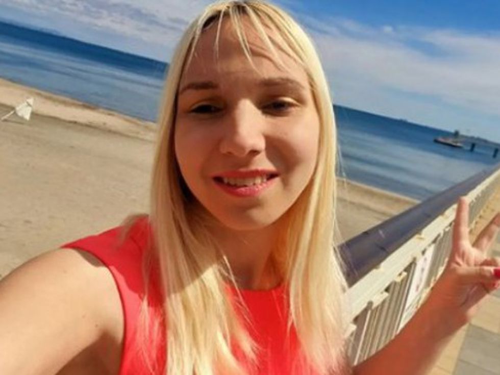 Скандалната Емили с план за тотална промяна