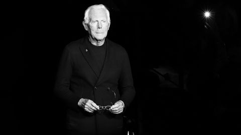 На 4 септември 2025 г почина великият Джорджо Армани Той