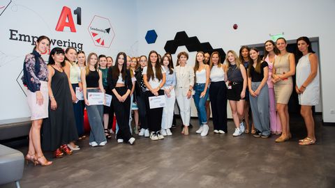 Второто издание на програмата A1 STEMfem Junior приключи тази седмица