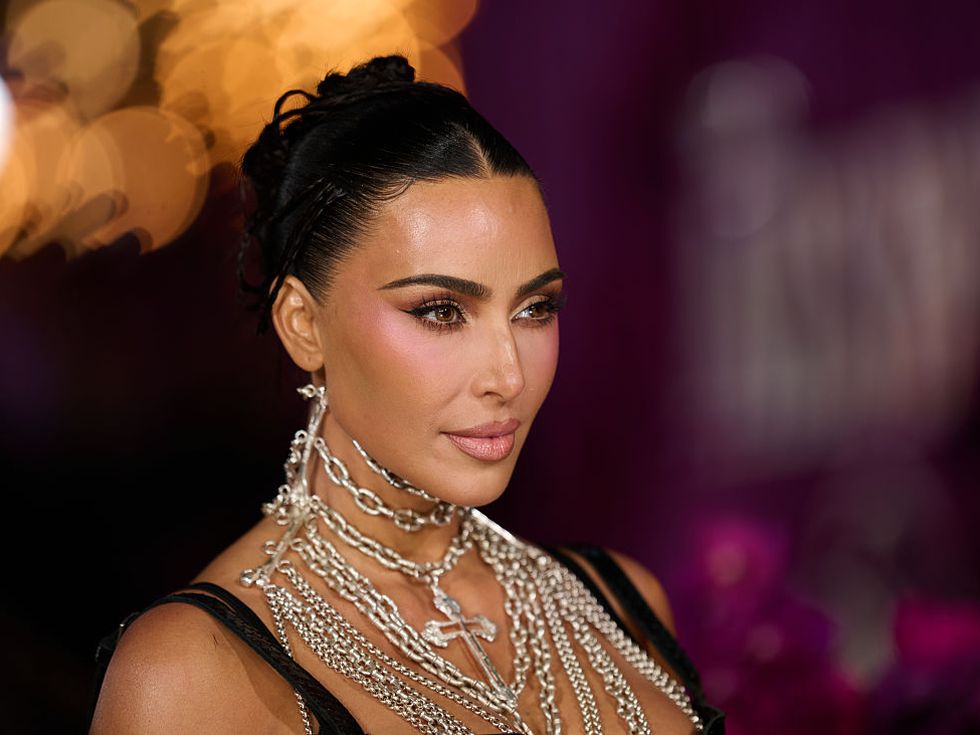 Ким Кардашиян разкри, че използвала ChatGPT за обучението си по право: Изкуственият интелект постоянно ме кара да се провалям на изпитите