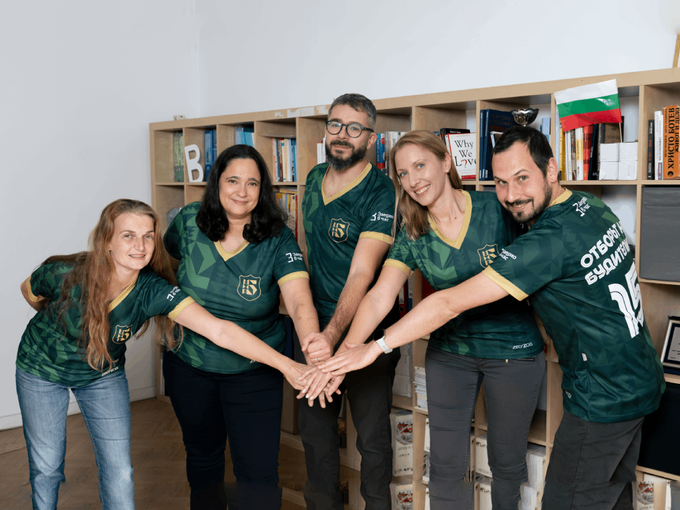 Будителите се завръщат: „Заедно в час“ превръща гейминга в колективен акт на дарителство в подкрепа на българското образование